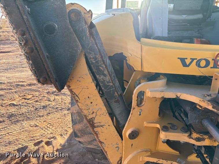 image for item EF6243 2012 Volvo BL70B backhoe