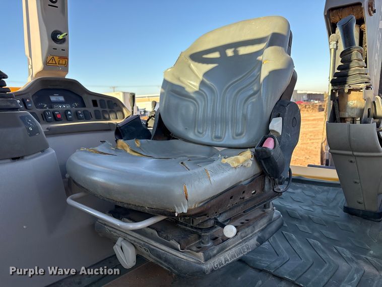 image for item EF6243 2012 Volvo BL70B backhoe