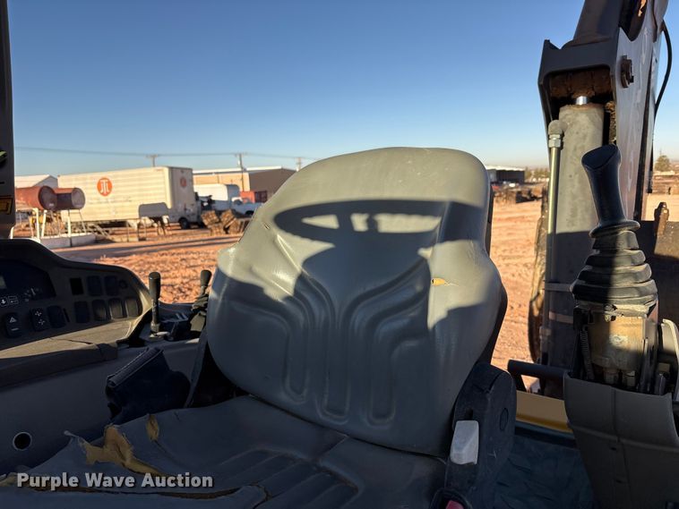 image for item EF6243 2012 Volvo BL70B backhoe