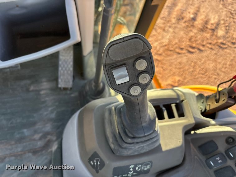 image for item EF6243 2012 Volvo BL70B backhoe