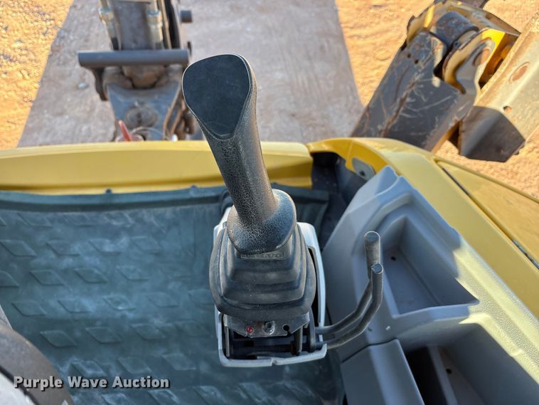 image for item EF6243 2012 Volvo BL70B backhoe