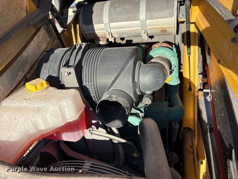 image for item EF6243 2012 Volvo BL70B backhoe