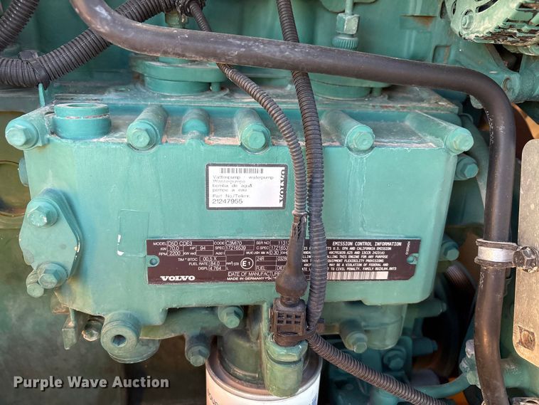 image for item EF6243 2012 Volvo BL70B backhoe