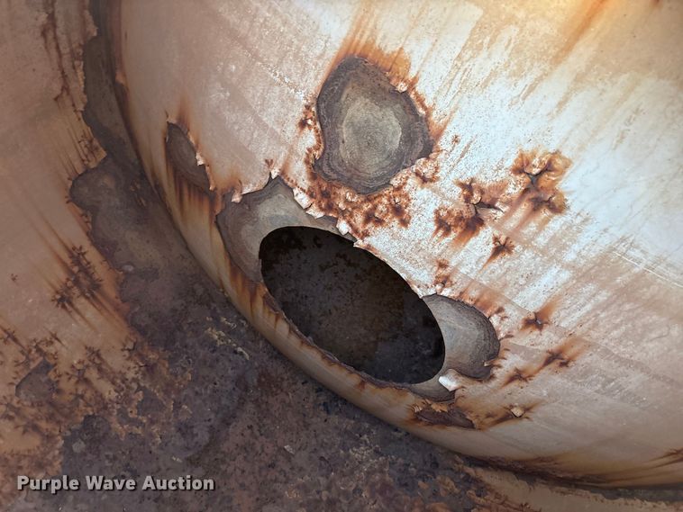 image for item EF6244 2002 Mack RD water truck