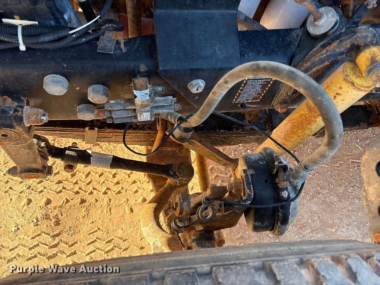 image for item EF6244 2002 Mack RD water truck