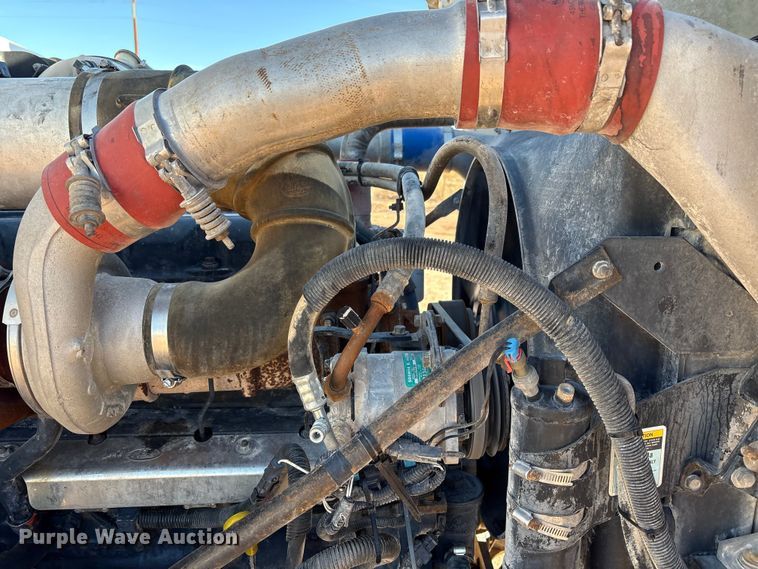 image for item EF6244 2002 Mack RD water truck