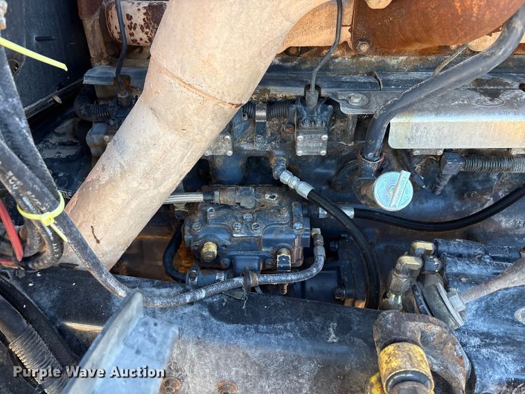 image for item EF6244 2002 Mack RD water truck