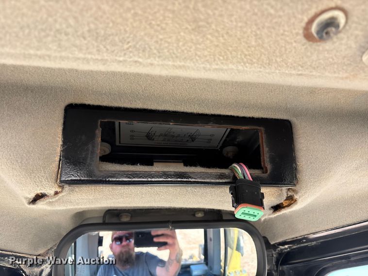 image for item EF6245 2008 Caterpillar D8T dozer