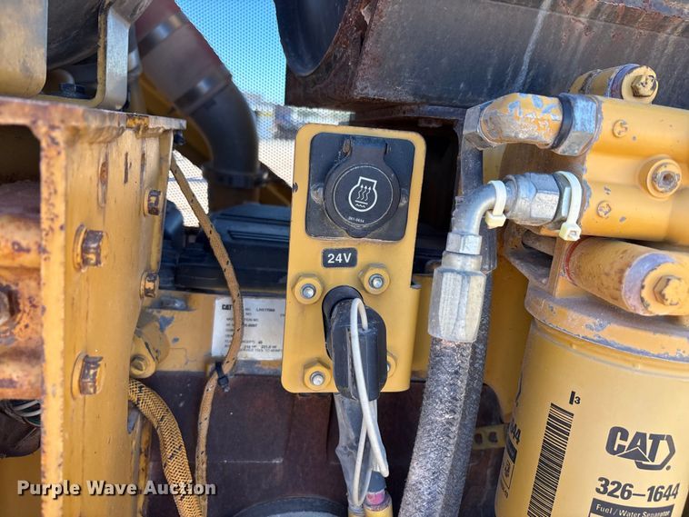 image for item EF6245 2008 Caterpillar D8T dozer