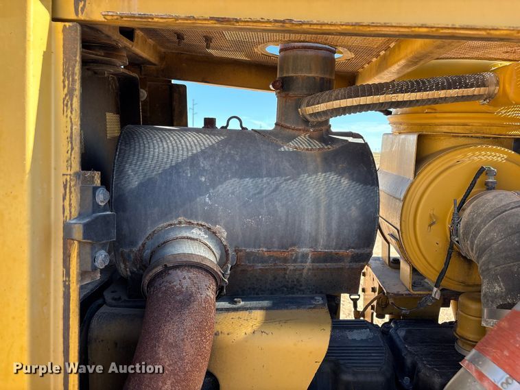 image for item EF6245 2008 Caterpillar D8T dozer