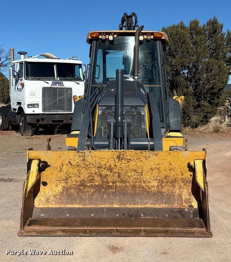 image for item EF6247 2019 John Deere 310L EP backhoe