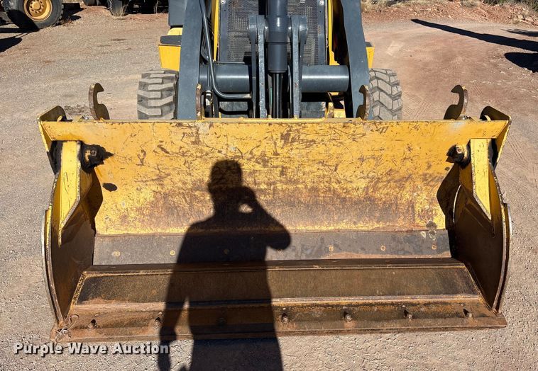 image for item EF6247 2019 John Deere 310L EP backhoe