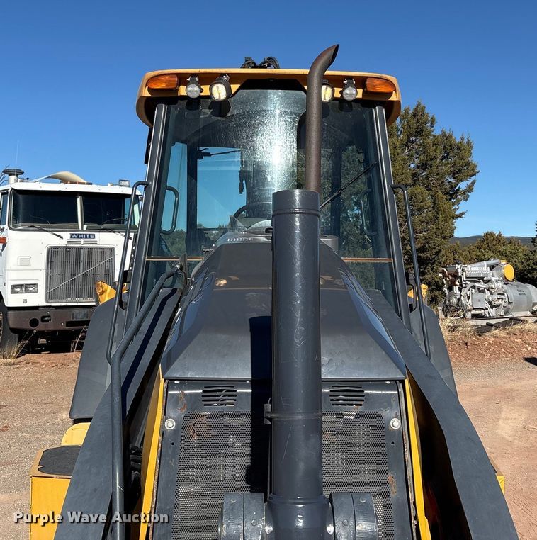 image for item EF6247 2019 John Deere 310L EP backhoe