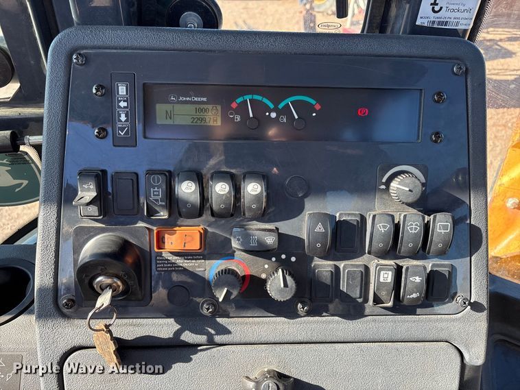 image for item EF6247 2019 John Deere 310L EP backhoe