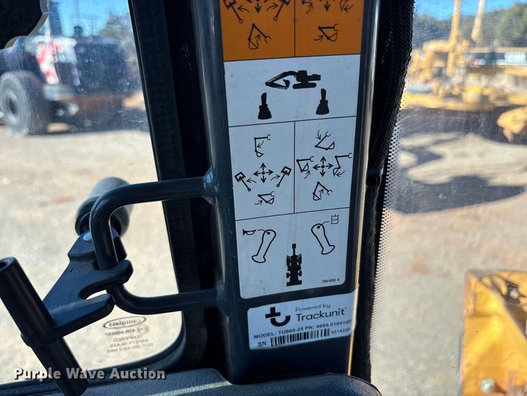 image for item EF6247 2019 John Deere 310L EP backhoe