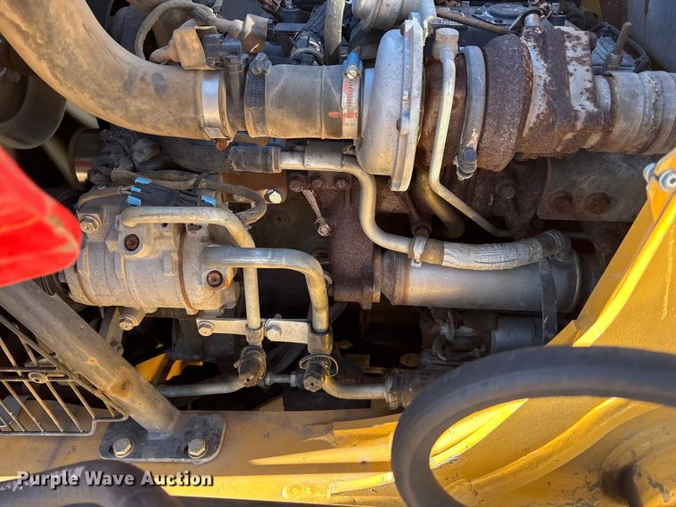 image for item EF6247 2019 John Deere 310L EP backhoe