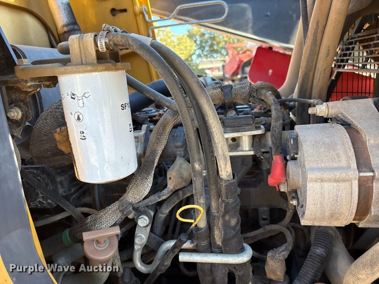 image for item EF6247 2019 John Deere 310L EP backhoe