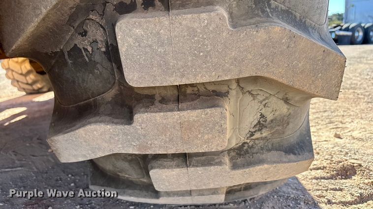 image for item EF6247 2019 John Deere 310L EP backhoe