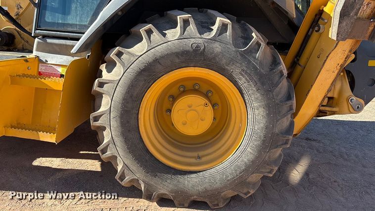 image for item EF6247 2019 John Deere 310L EP backhoe