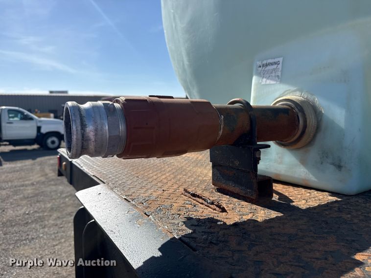 image for item EG1742 2012 Mack CHU613 flatbed truck