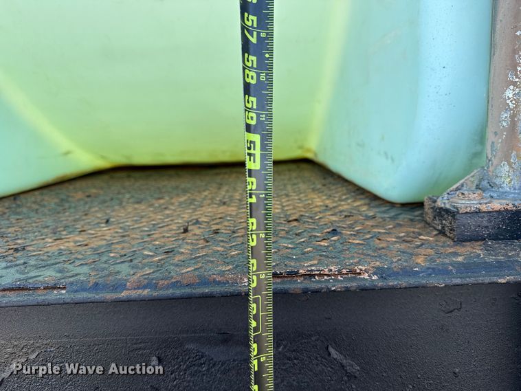 image for item EG1742 2012 Mack CHU613 flatbed truck