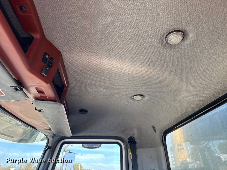 image for item EG1742 2012 Mack CHU613 flatbed truck