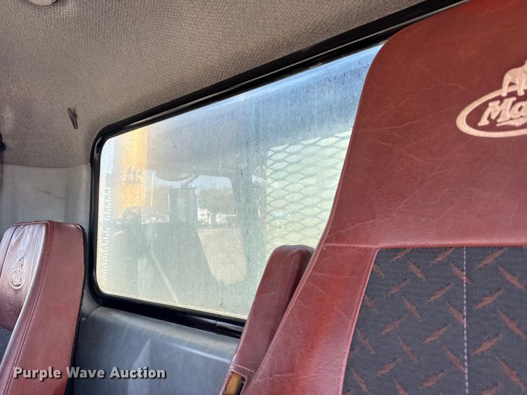 image for item EG1742 2012 Mack CHU613 flatbed truck