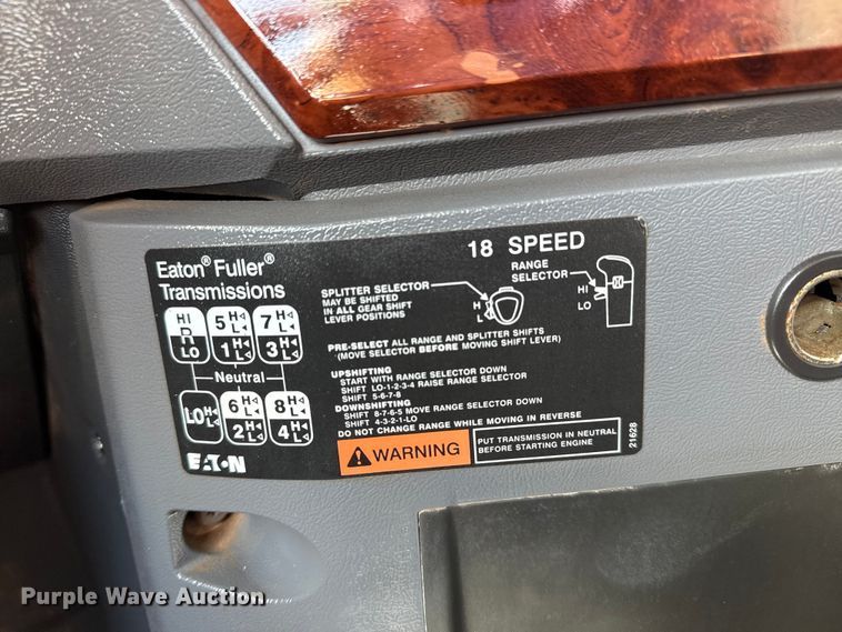 image for item EG1742 2012 Mack CHU613 flatbed truck