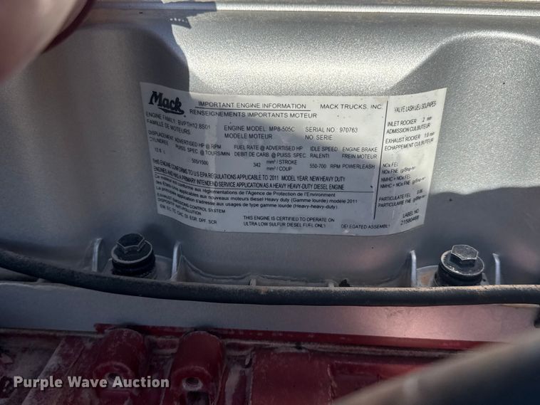 image for item EG1742 2012 Mack CHU613 flatbed truck