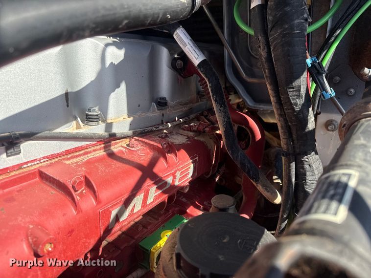 image for item EG1742 2012 Mack CHU613 flatbed truck