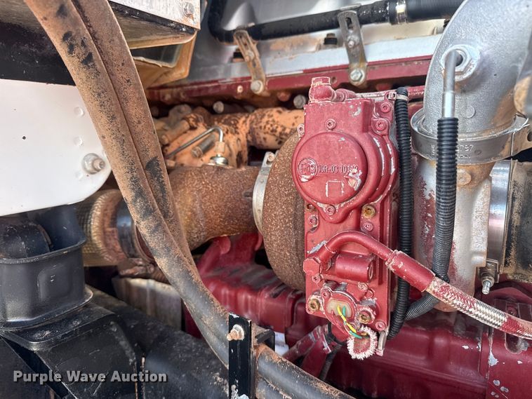 image for item EG1742 2012 Mack CHU613 flatbed truck