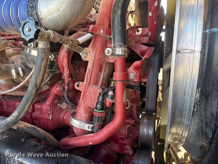 image for item EG1742 2012 Mack CHU613 flatbed truck