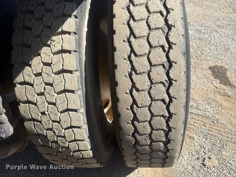 image for item EG1742 2012 Mack CHU613 flatbed truck