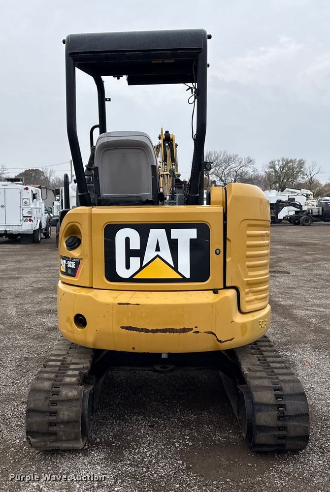 image for item EG1775 2016 Caterpillar 303E CR mini excavator