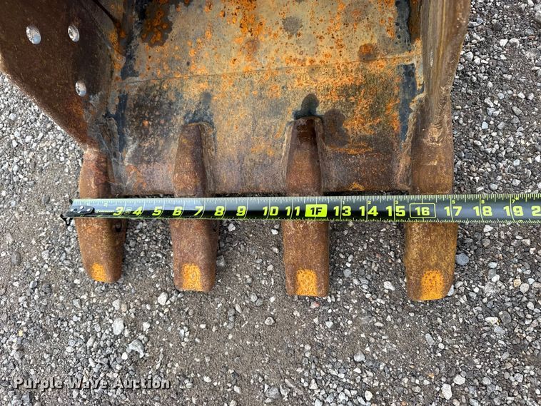 image for item EG1775 2016 Caterpillar 303E CR mini excavator