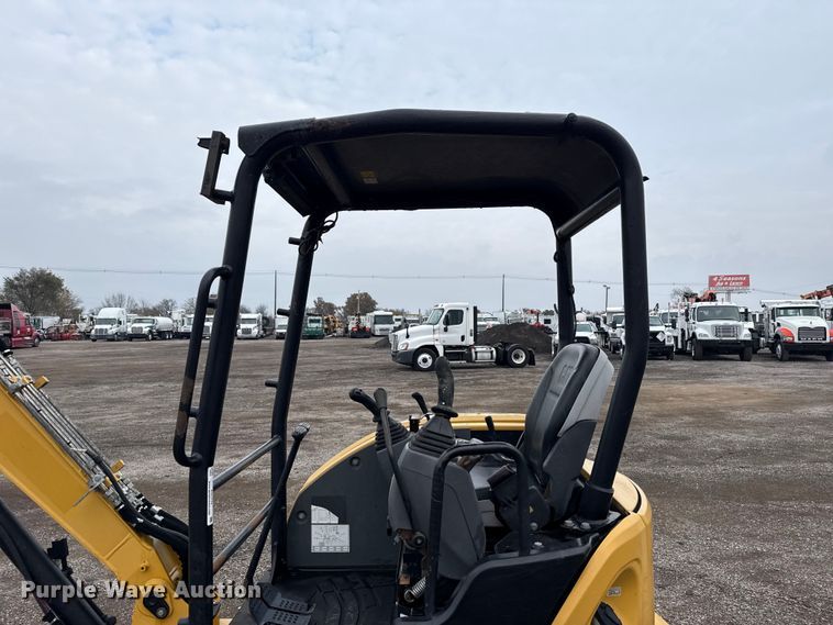 image for item EG1775 2016 Caterpillar 303E CR mini excavator