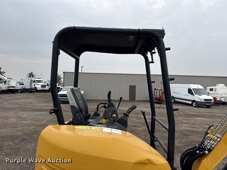 image for item EG1775 2016 Caterpillar 303E CR mini excavator