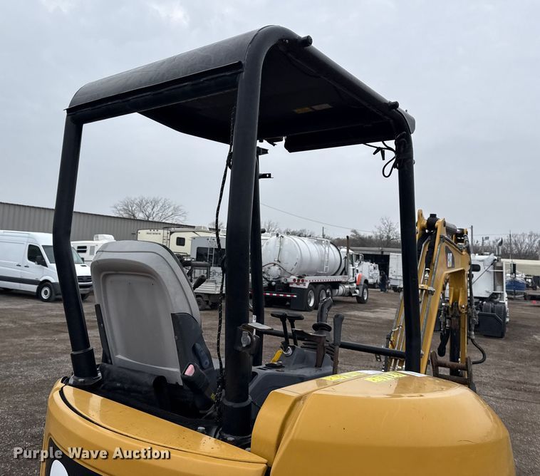 image for item EG1775 2016 Caterpillar 303E CR mini excavator