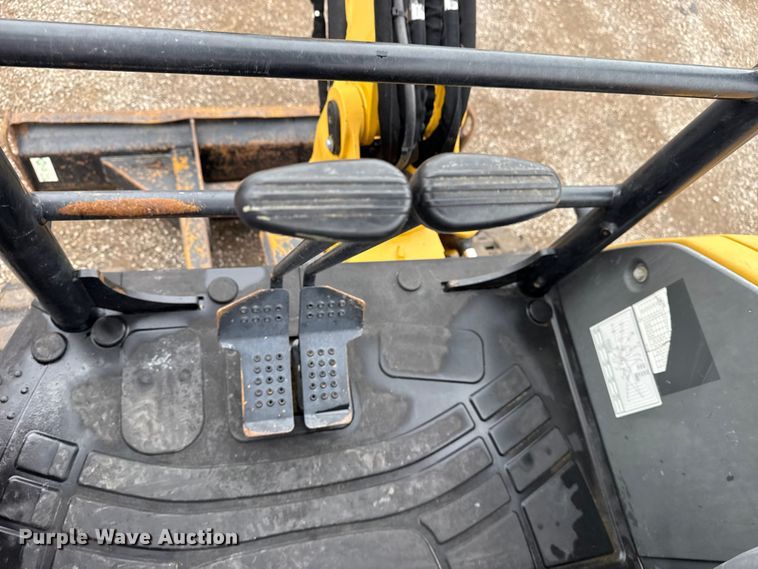 image for item EG1775 2016 Caterpillar 303E CR mini excavator