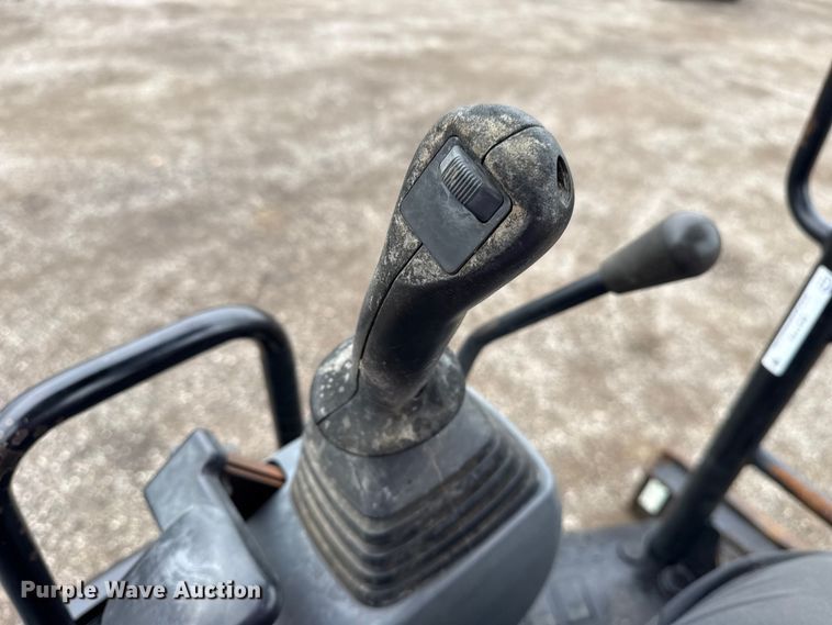 image for item EG1775 2016 Caterpillar 303E CR mini excavator