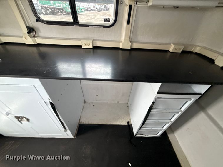 image for item EG1777 2008 Pelsue P0DQWT-001 fiber optic splicing trailer