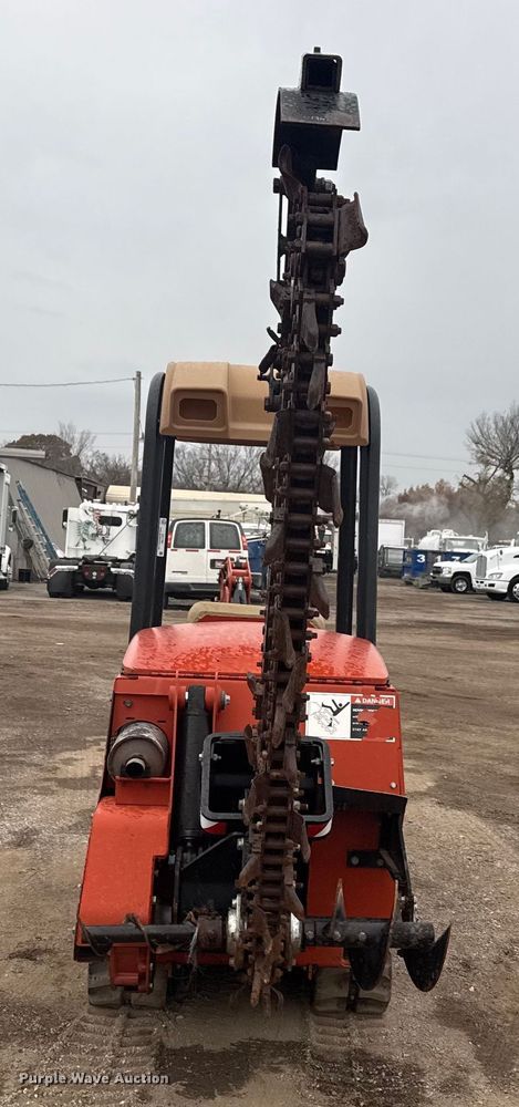 image for item EG1784 2006 Ditch Witch HT25 trencher