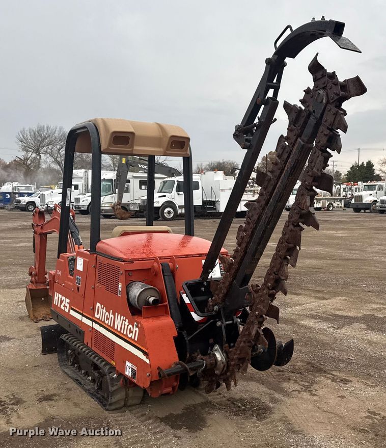image for item EG1784 2006 Ditch Witch HT25 trencher