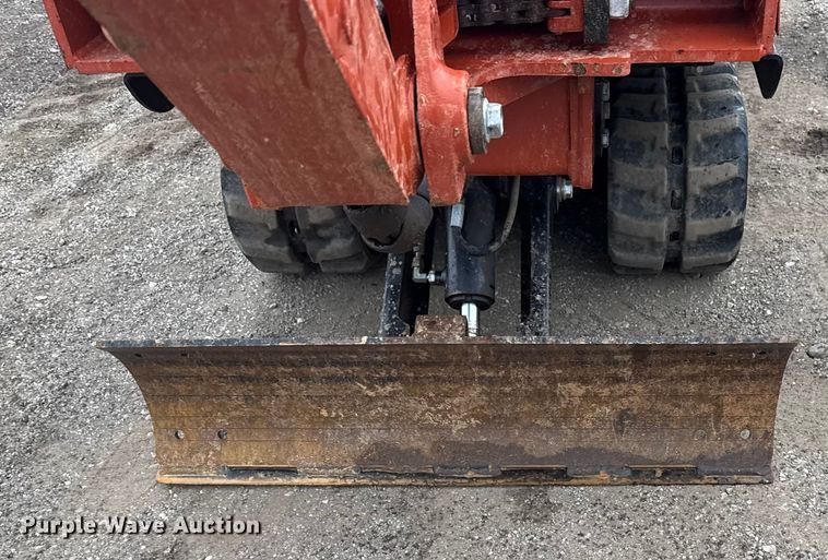 image for item EG1784 2006 Ditch Witch HT25 trencher