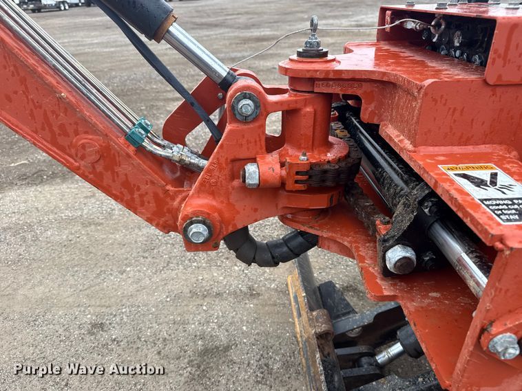 image for item EG1784 2006 Ditch Witch HT25 trencher
