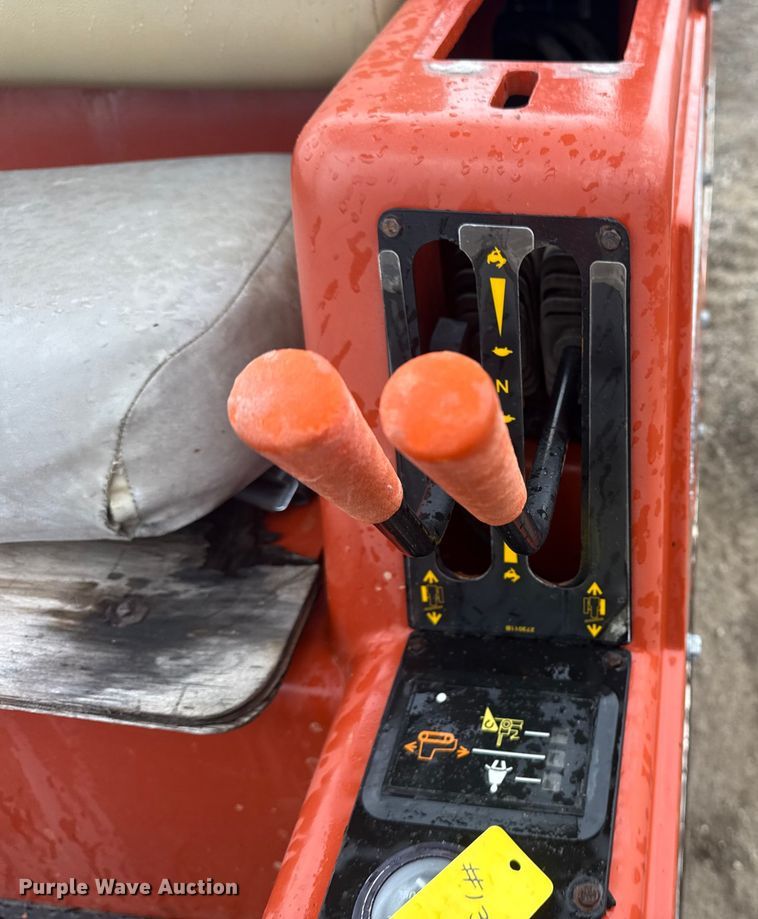 image for item EG1784 2006 Ditch Witch HT25 trencher