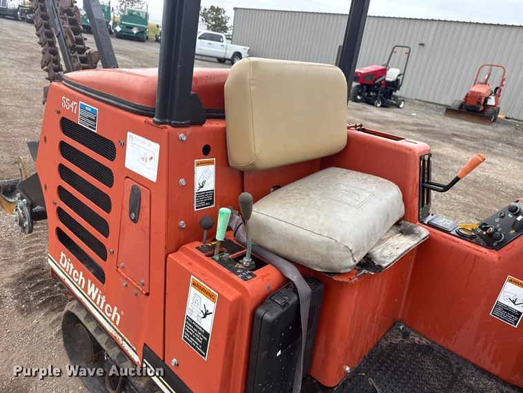 image for item EG1784 2006 Ditch Witch HT25 trencher