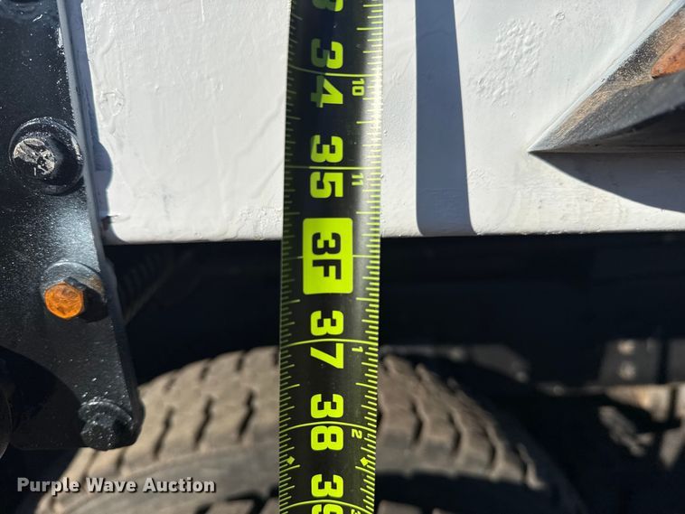 image for item EG1801 2005 GMC C8599 dump truck