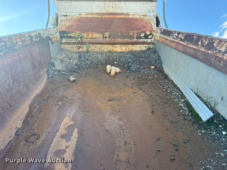 image for item EG1801 2005 GMC C8599 dump truck