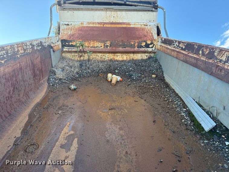 image for item EG1801 2005 GMC C8599 dump truck